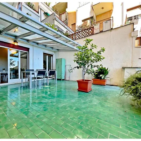 Homes In - Cozy Terrace Апартаменты *