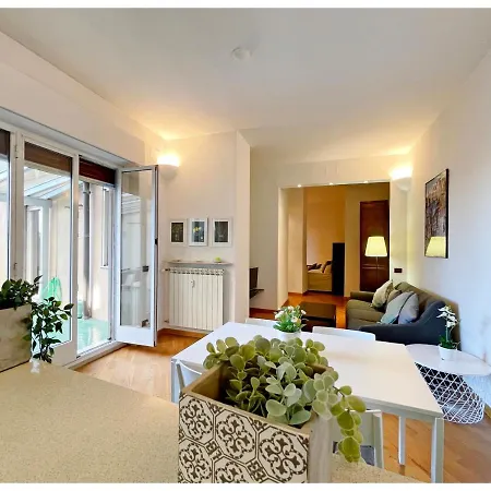 Homes In - Cozy Terrace * Генуя