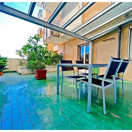 Homes In - Cozy Terrace Апартаменты *